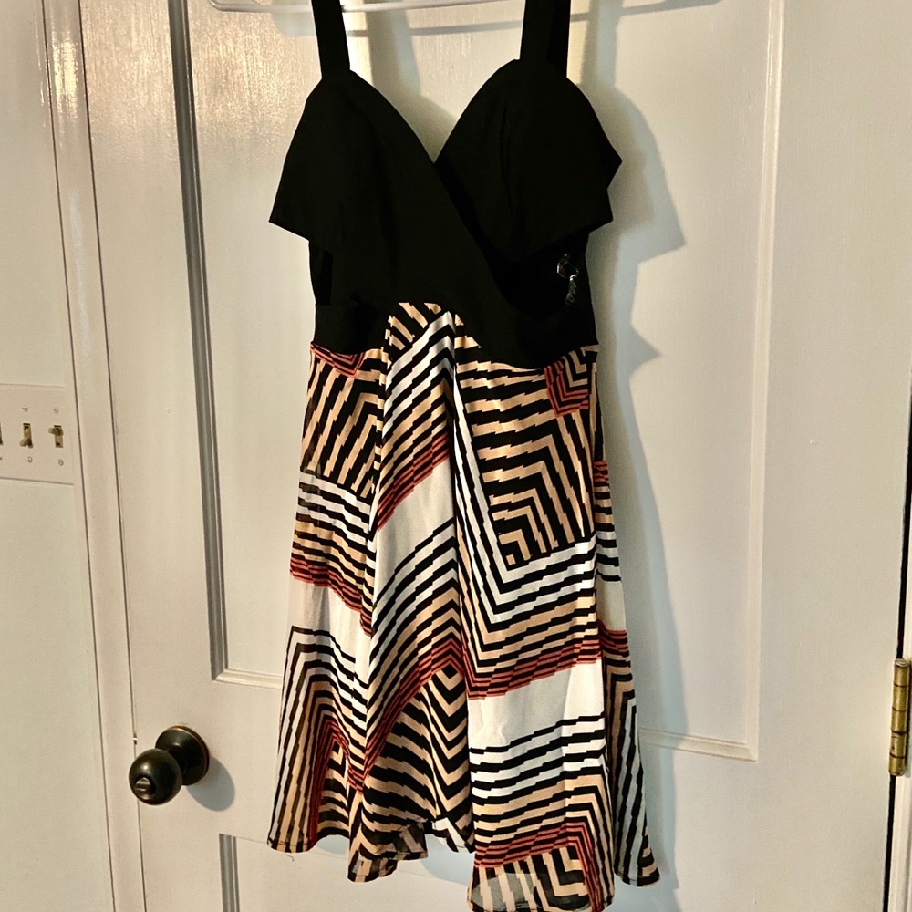 Women’s Black & White Cut Out Dress